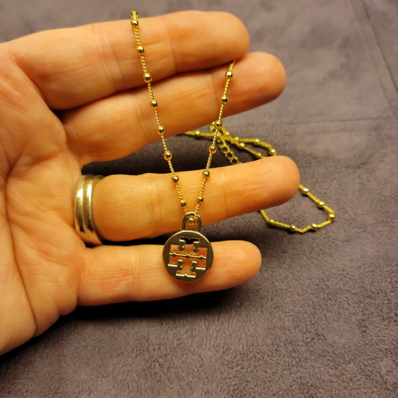 ●●SOLD●●Tory Burch Logo Pendant Beaded Chain Necklace - Picture 2 of 7